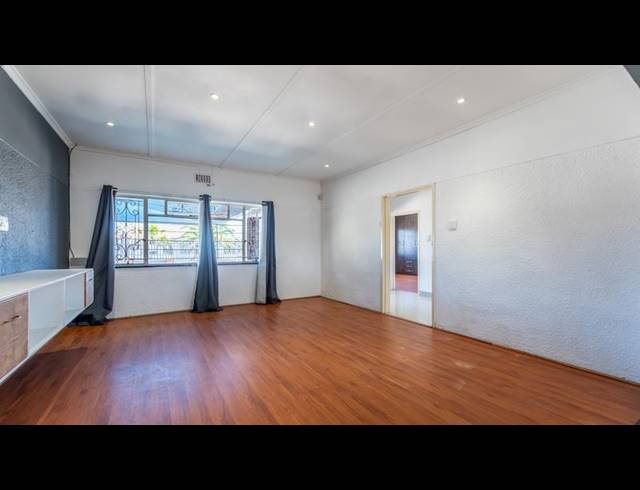 3 BEDROOM HOUSE FOR SALE IN RICHMOND